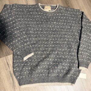 Woolrich Men's Sweater in Gray and Cream